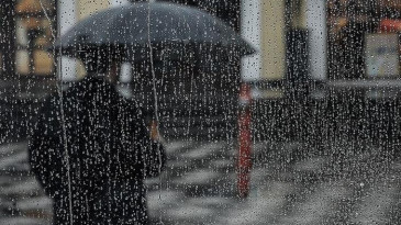 Meteoroloji’den İstanbul dahil 3 il için sağanak uyarısı! AKOM da saat verdi… Son dakika 26 – 30 Temmuz hava durumu tahmini